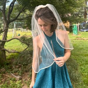 White simple Veil - never worn